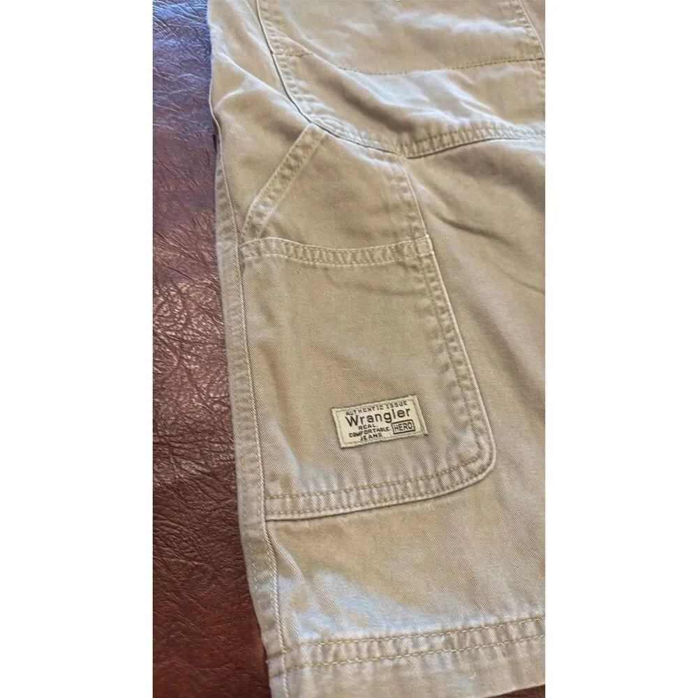 Wrangler mens shorts size 33